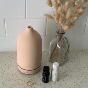 Blush Vitruvi Diffuser *LIKE NEW!